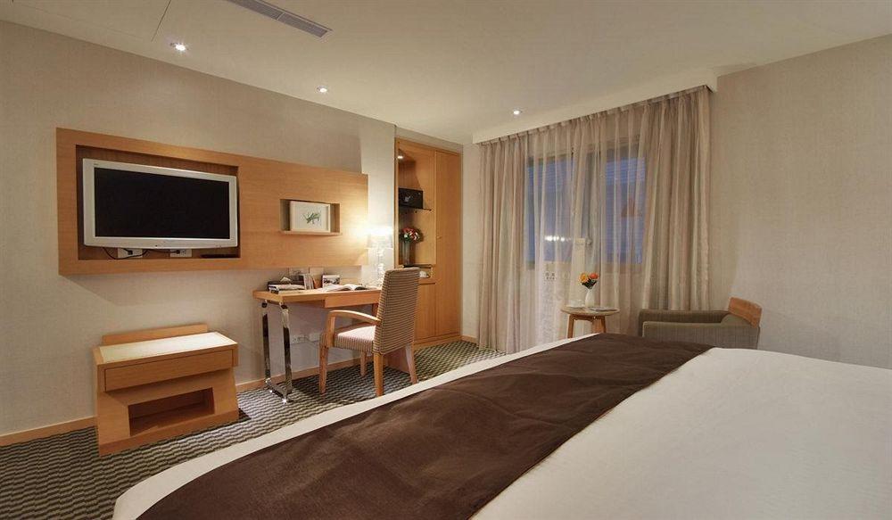 Tokyo International Hotel Taipei Bagian luar foto